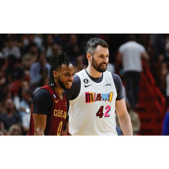 Nike Authentic Kevin Love NBA 2023 Miami Heat City Edition Swingman Jersey M 44 - Picture 10 of 10